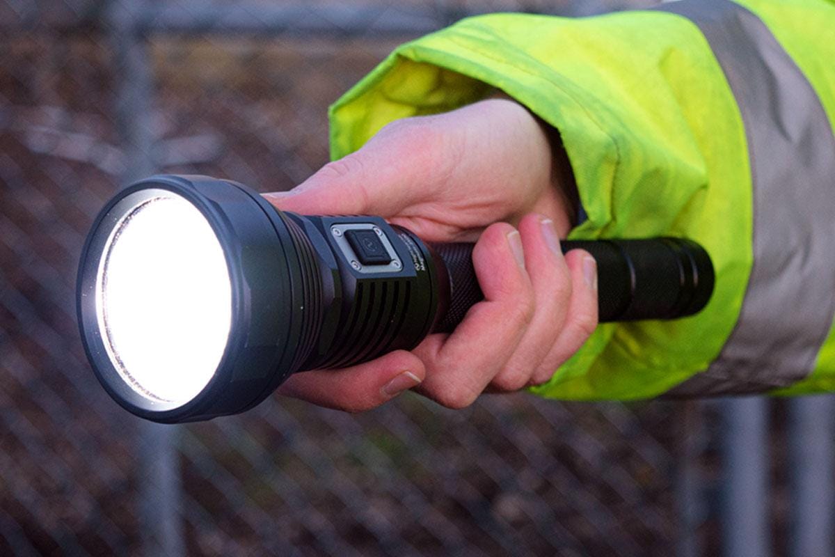 Nightsearcher Magnum 3500 Super Bright LED Torch Hand photo
