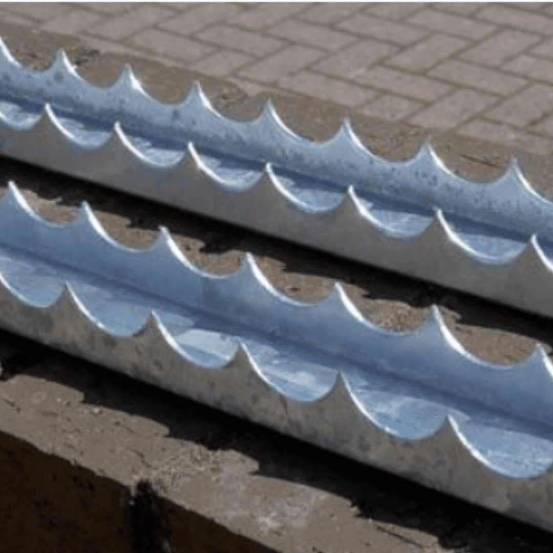 Razor Comb Anti-Climb Spikes for Top of Fence (Metal) 1.8m